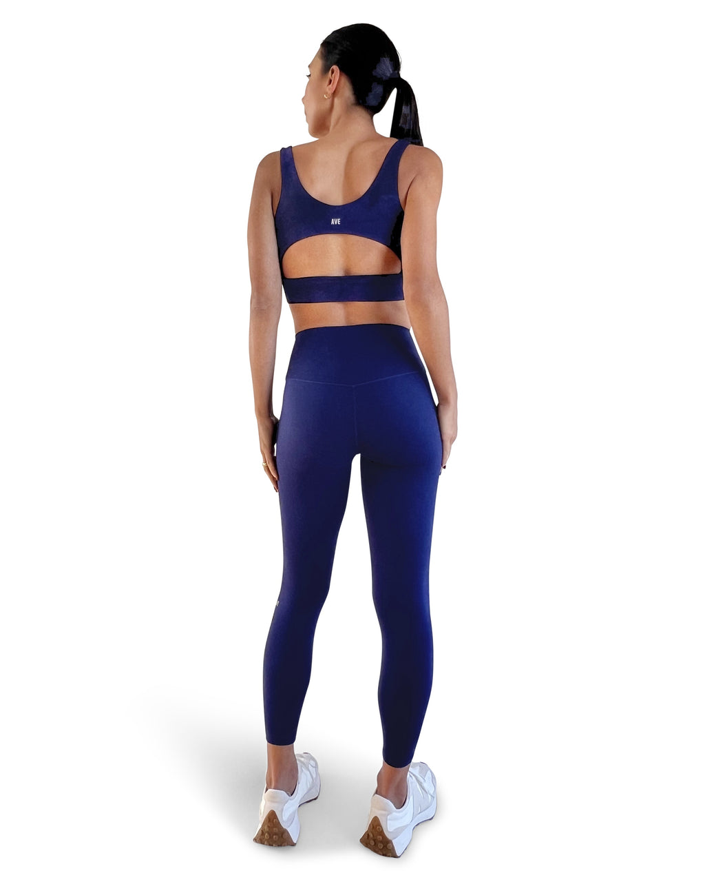 Navy Blue Leggings with a high-rise waistband, no front seam, and a sculpting second-skin fit for gym workout, Pilates, yoga or everyday use.