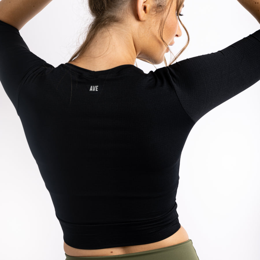 Cropped 3/4 Top