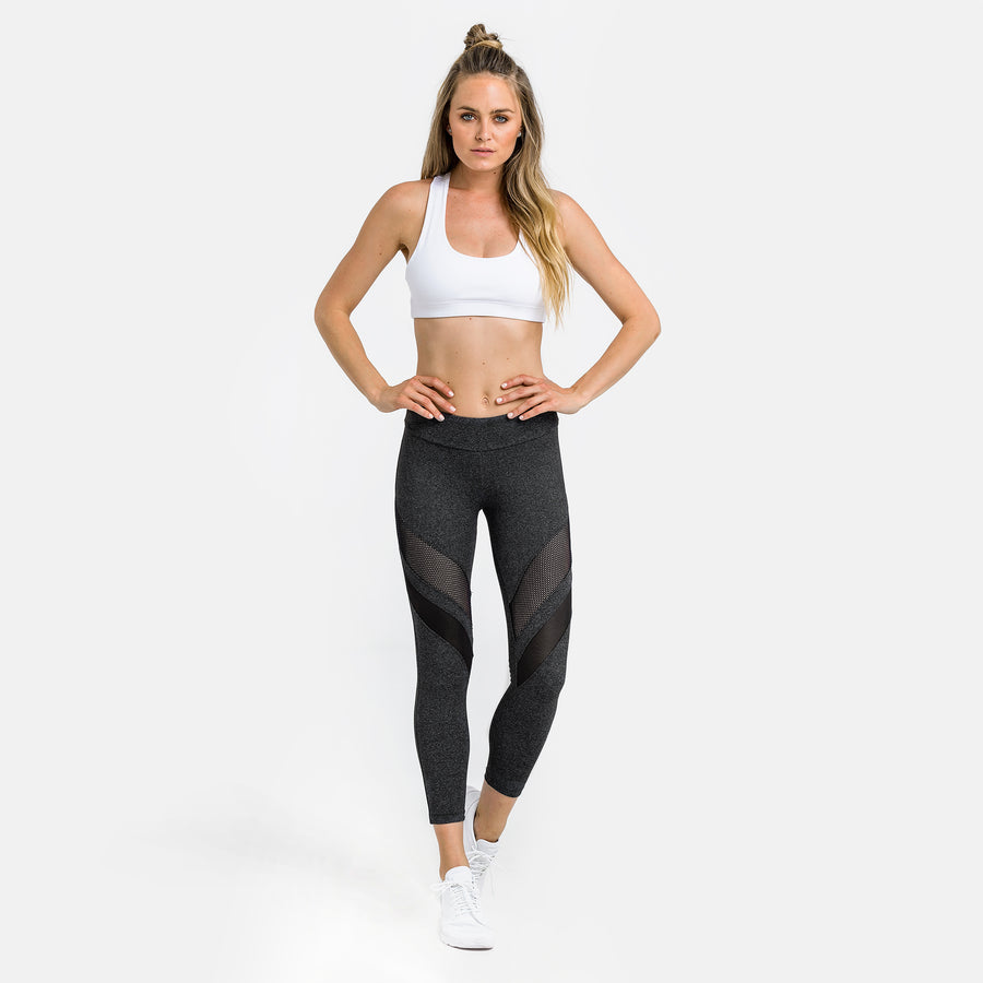 Crop Top Racer Back White Sport Bra Best Performance Comfortable AVE Active Woman Style